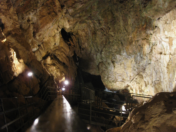 Grottes de Vallorbe - Vallorbe, Switzerland - Altas Obscura Blog